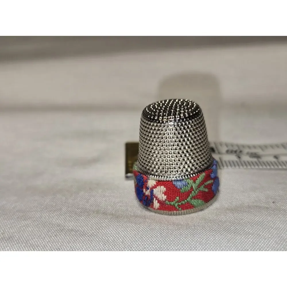 4 Vintage Thimbles w a Needlepoint Look Bright Colors Floral Collectible